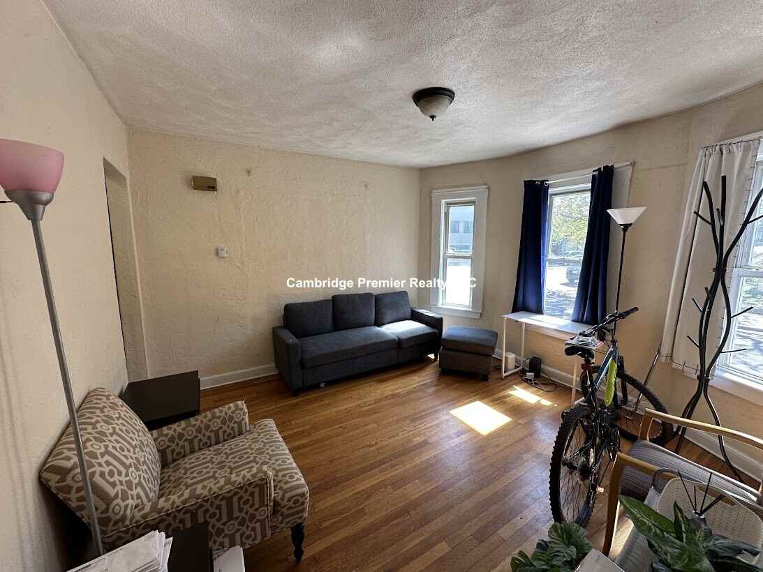 Boston Ave #1 - Photo 5 of 12