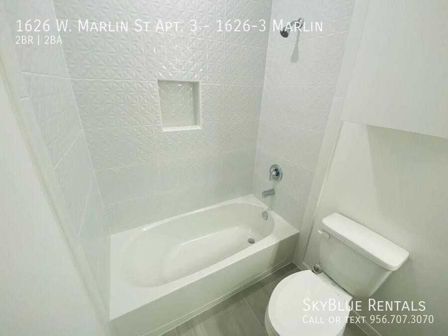 1626 W Marlin St Apt 3 - Photo 3 of 10