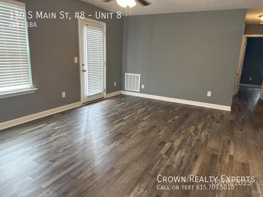 130 Main St S #8 - Photo 2 of 11