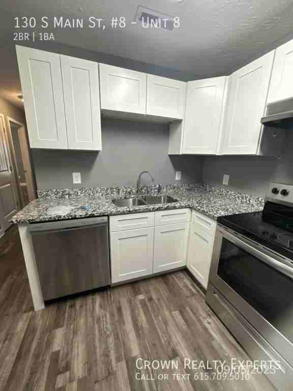 130 Main St S #8 - Photo 5 of 11