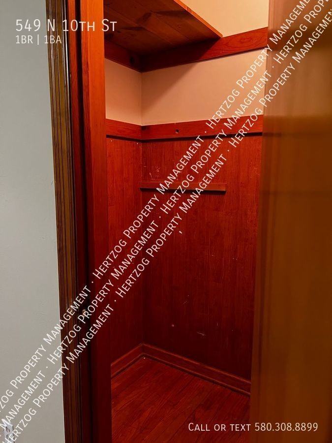 549 N 10th St - Photo 5 of 11