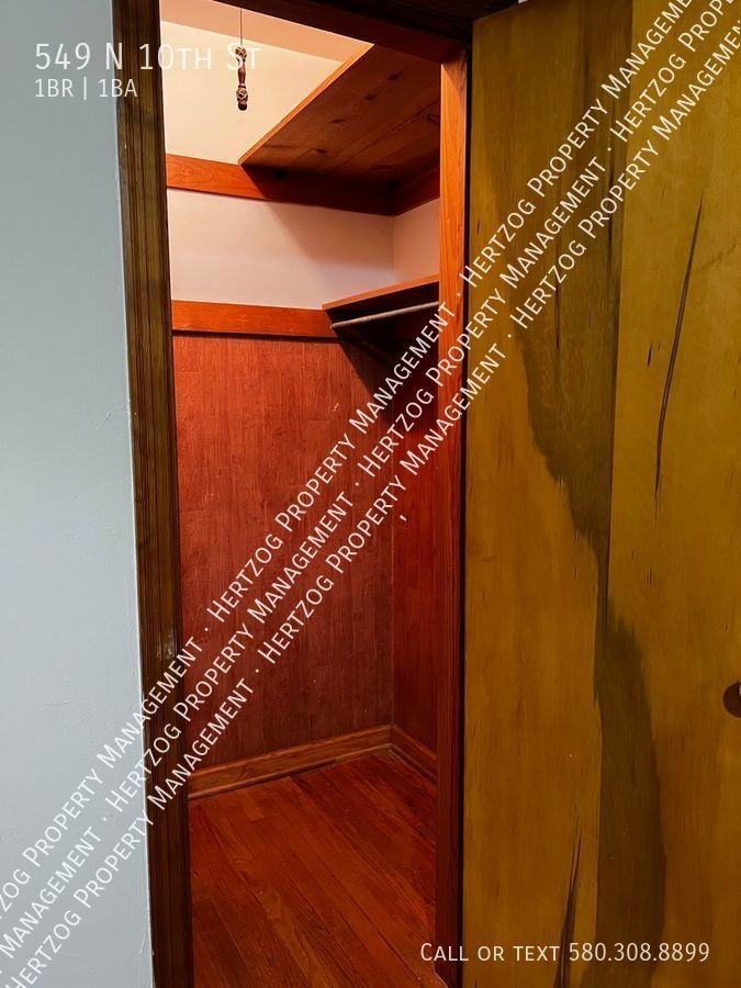 549 N 10th St - Photo 6 of 11