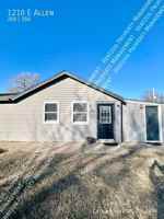 featured image of 1210 E Allen