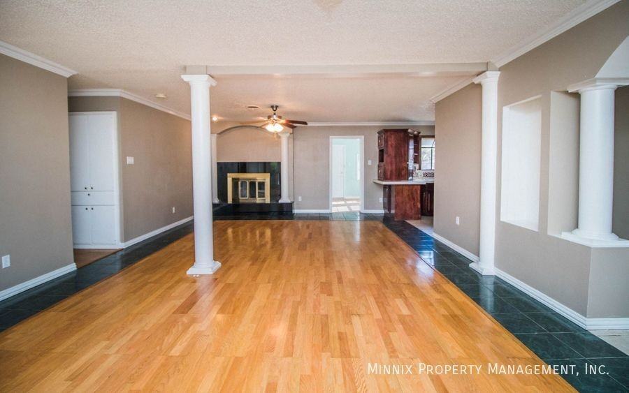 5209 15th St - Photo 7 of 41