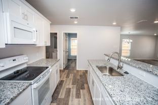 5601 Kemper St #B - Photo 1 of 1