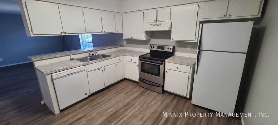 3007 W Louisiana Ave #06 - Photo 4 of 16