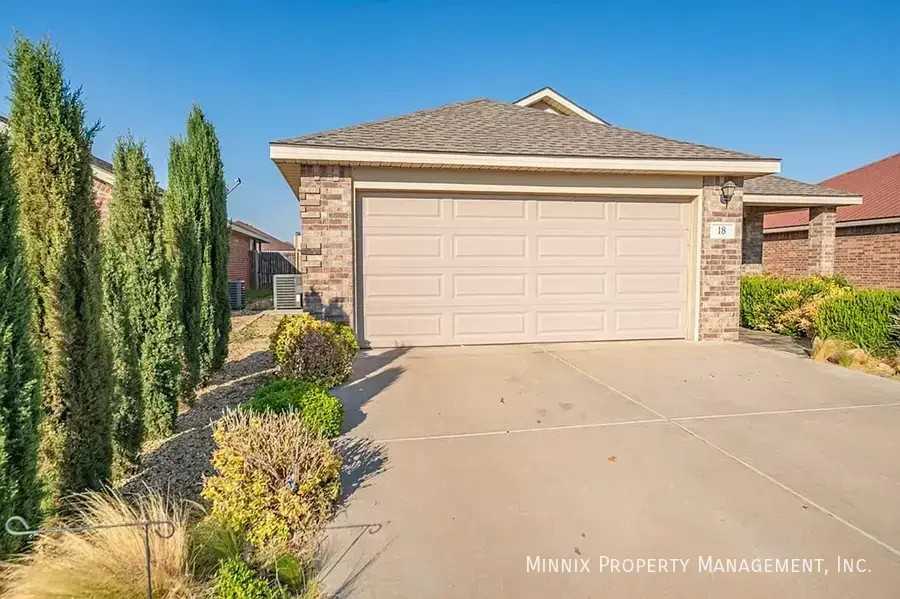 18 Willow Dr - Photo 3 of 7