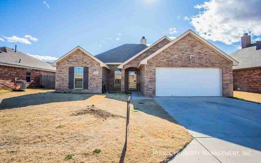 8821 13th St - Photo 2 of 38