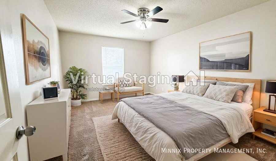 2713 109th St - Photo 3 of 24