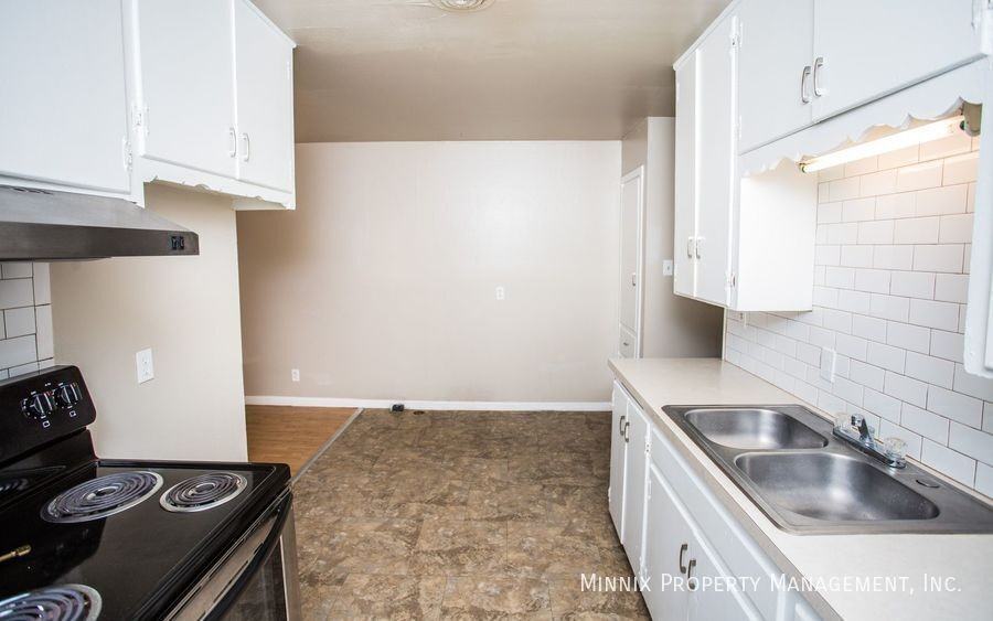 4425 31st St #B - Photo 6 of 6