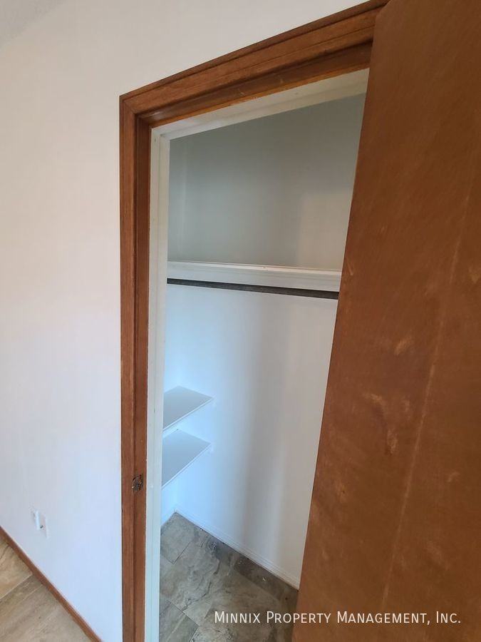 4005 Saint Andrews Dr - Photo 5 of 50