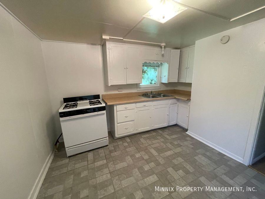 1312 Parker St Rear - Photo 2 of 6