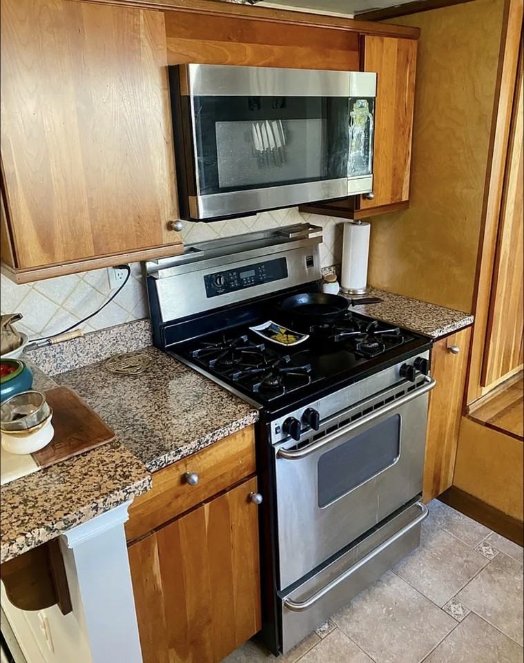 Reed St - Photo 4 of 16