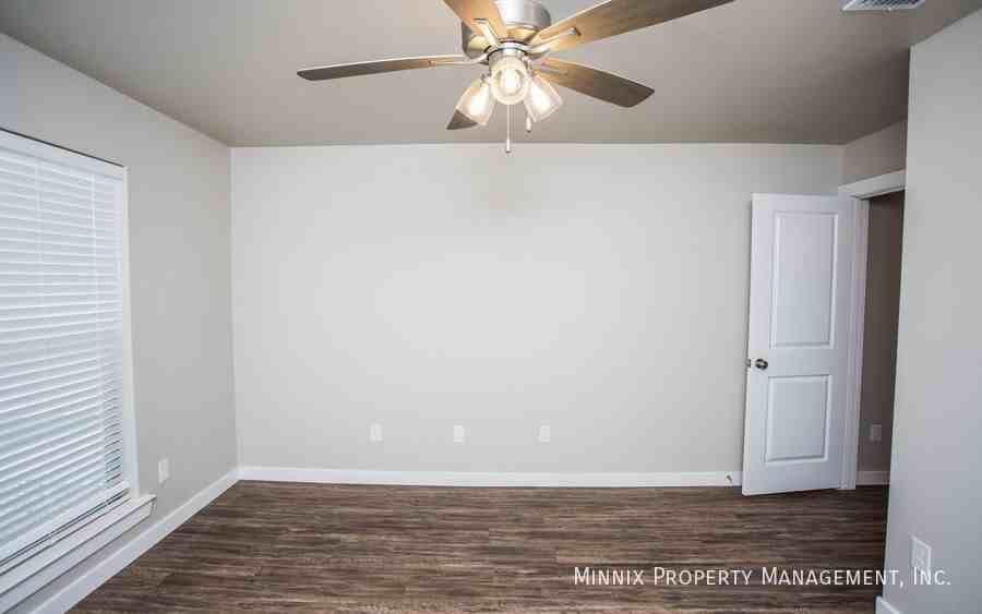 2148 Kirksey Ave - Photo 3 of 43