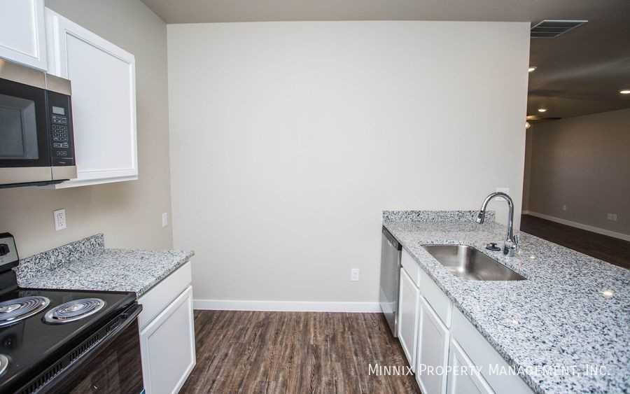 2003 Bryan Ave #A - Photo 5 of 31