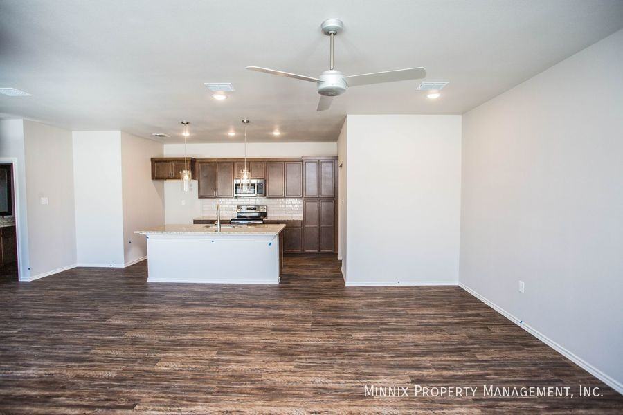 5865 Virginia Ave #1 - Photo 3 of 50