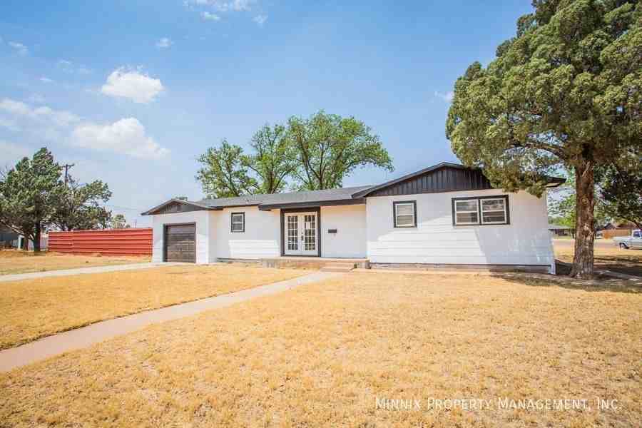 502 2nd Pl #1 - Photo 2 of 34