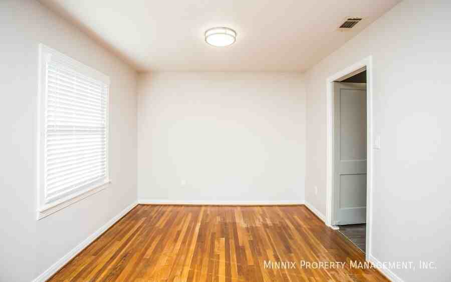 3212 36th St - Photo 6 of 33