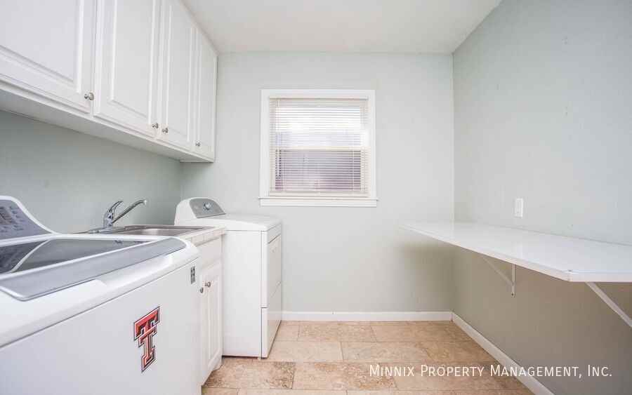 6309 Nashville Dr - Photo 6 of 50