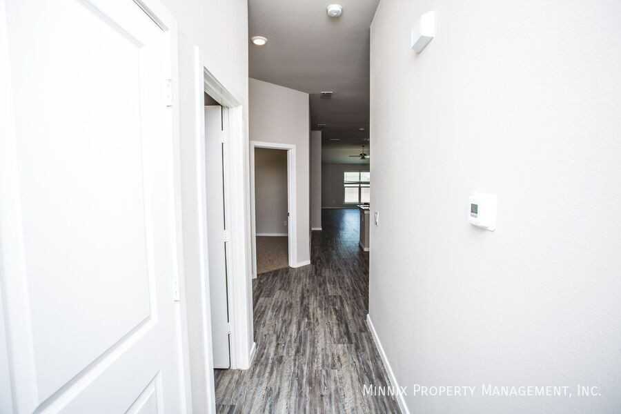 1639 133rd St #B - Photo 5 of 5