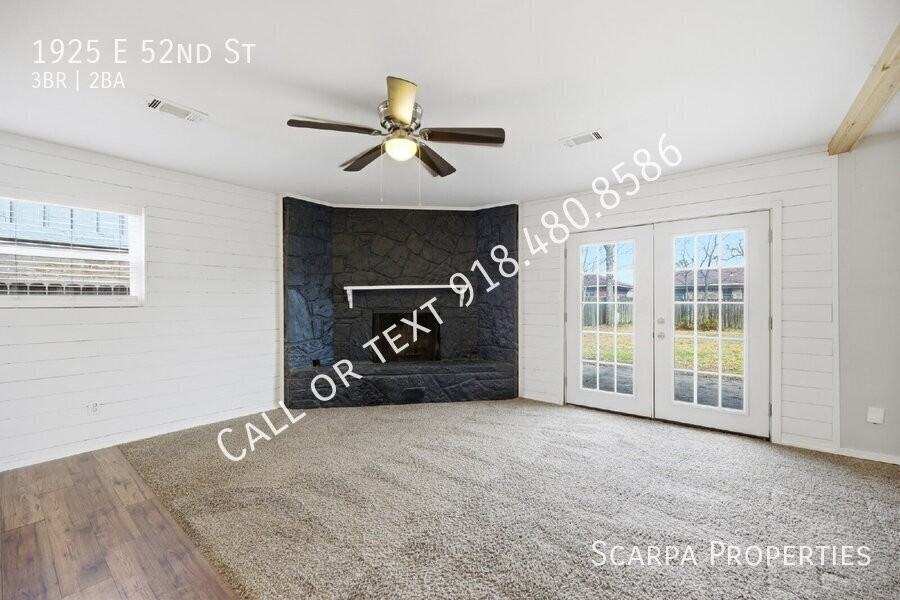 1925 E 52nd St - Photo 5 of 21