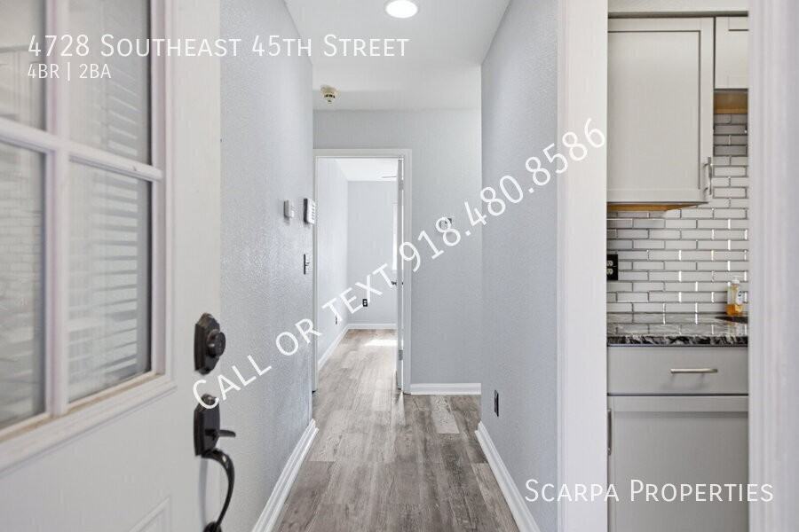 4728 Se 45th St - Photo 4 of 25