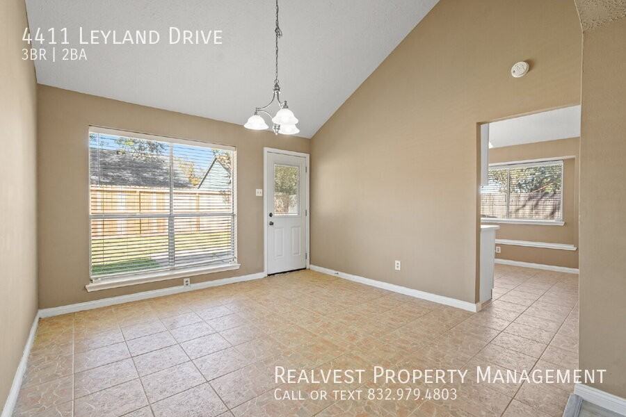 4411 Leyland Dr - Photo 5 of 17