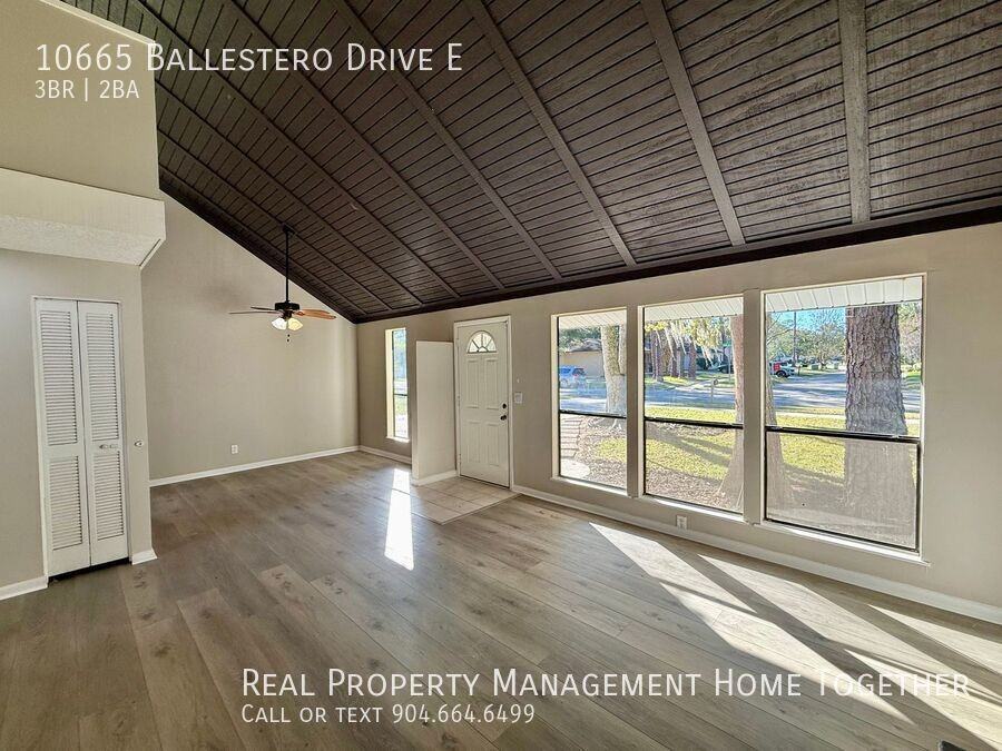 10665 Ballestero Dr E - Photo 6 of 36