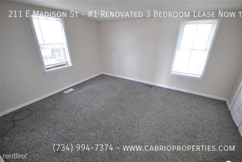 211 E Madison St - Photo 7 of 9