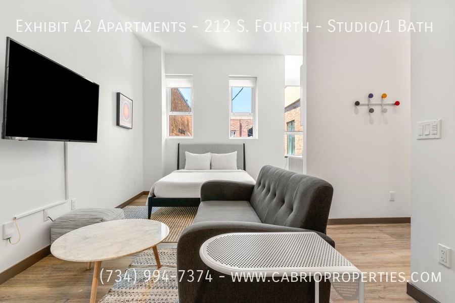 212 Exhibit A2 Apartments - 212 S. Fourth #1BATH - Photo 2 of 12