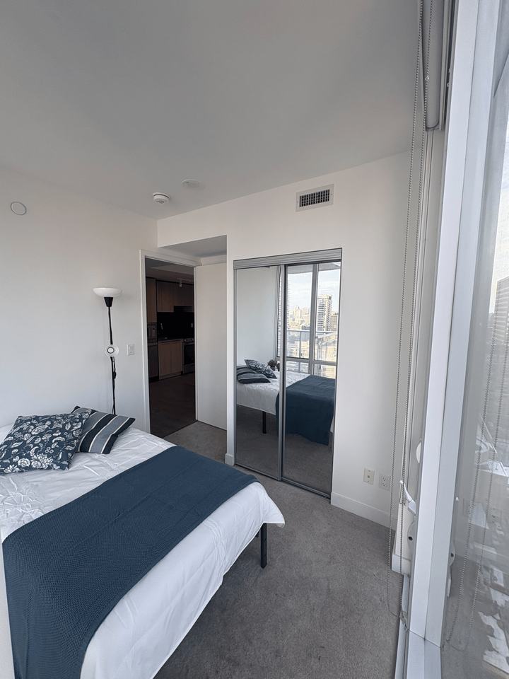 501 Yonge Street - Photo 3 of 9