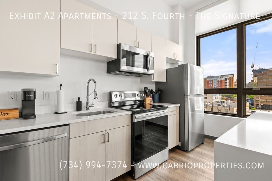 212 Exhibit A2 Apartments - 212 S. Fourth - Photo 7 of 20