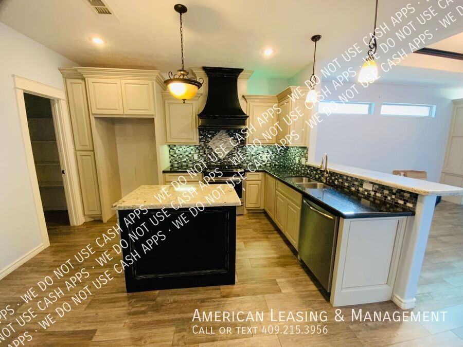 6305 Highpoint Ave - Photo 5 of 22