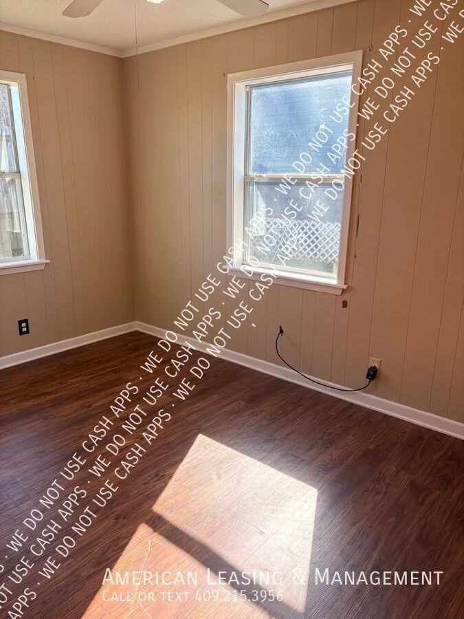 281 S 2nd St #5 - Photo 2 of 6