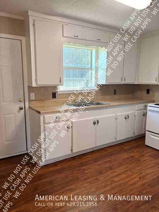 281 S 2nd St #5 - Photo 4 of 6