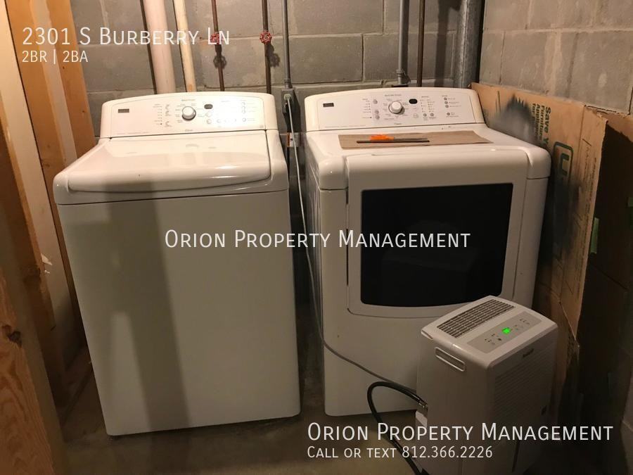 2301 S Burberry Ln - Photo 4 of 12