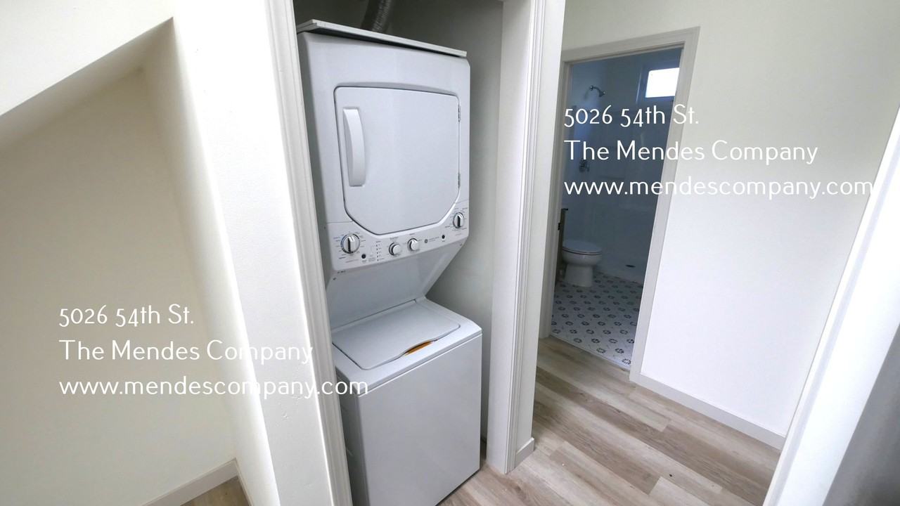 5026 54th St - Photo 5 of 12