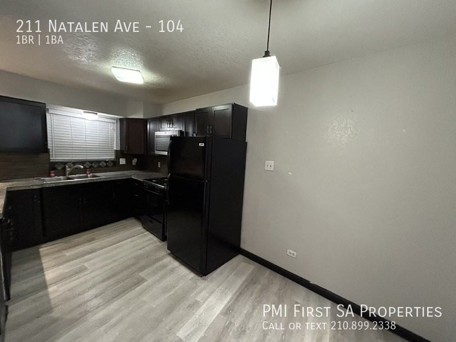 211 Natalen Ave #104 - Photo 3 of 8