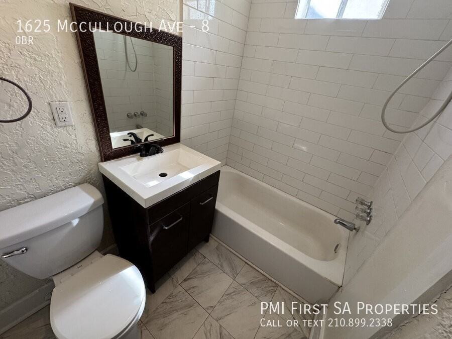 1625 Mccullough Ave #8 - Photo 5 of 5