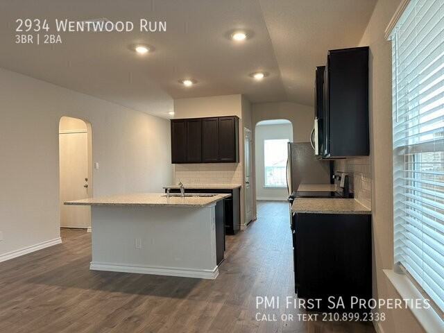 2934 Wentwood Run - Photo 3 of 13