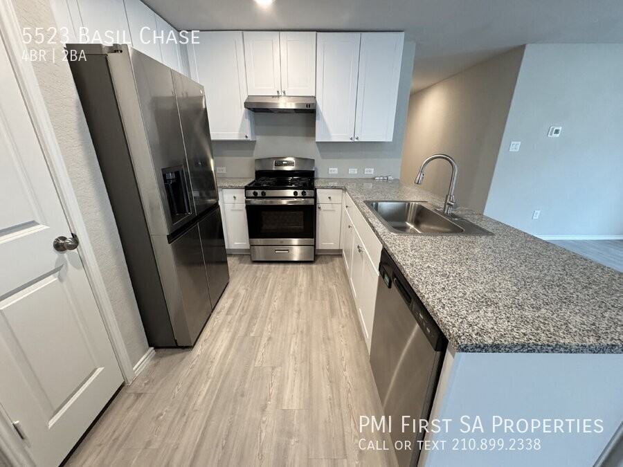 5523 Basil Chase - Photo 5 of 15