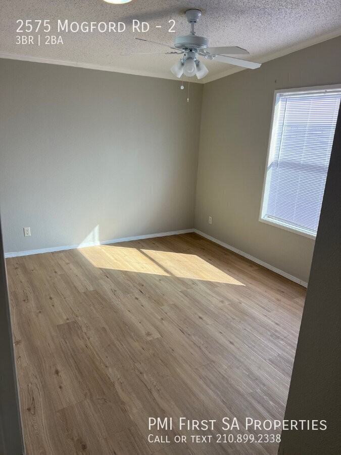 2575 Mogford Rd #2 - Photo 3 of 8