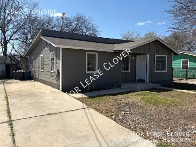 4842 Stoneside - Photo 3 of 15