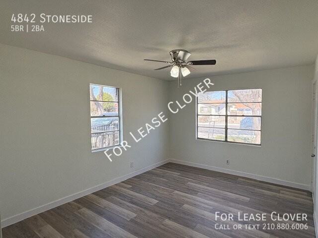 4842 Stoneside - Photo 4 of 15