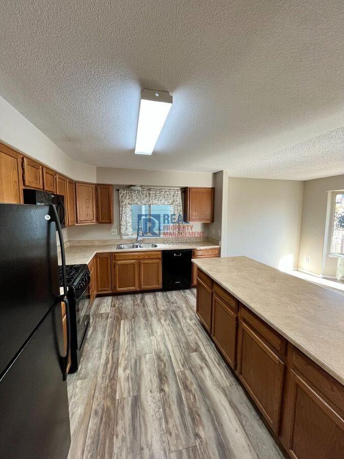 6255 Blazing Star Dr - Photo 6 of 19