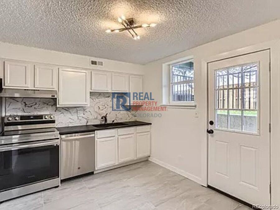 9110 E Girard Ave #2 - Photo 6 of 19