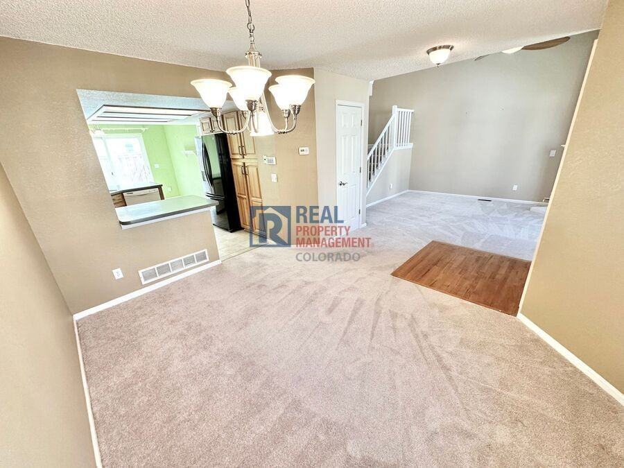 2032 S Xenia Way - Photo 6 of 31