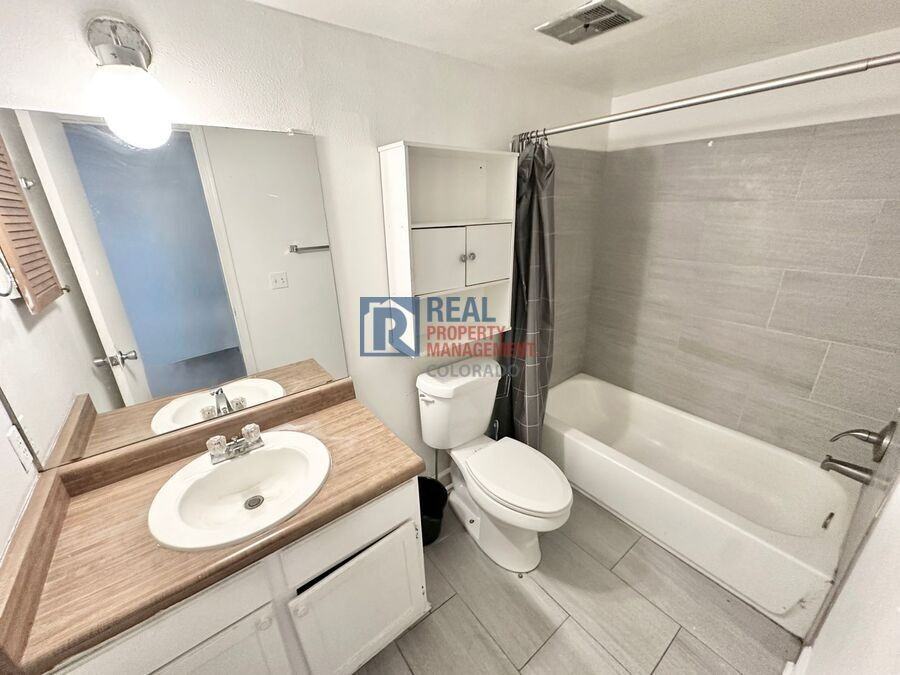 14794 E 2nd Ave #F - Photo 5 of 12