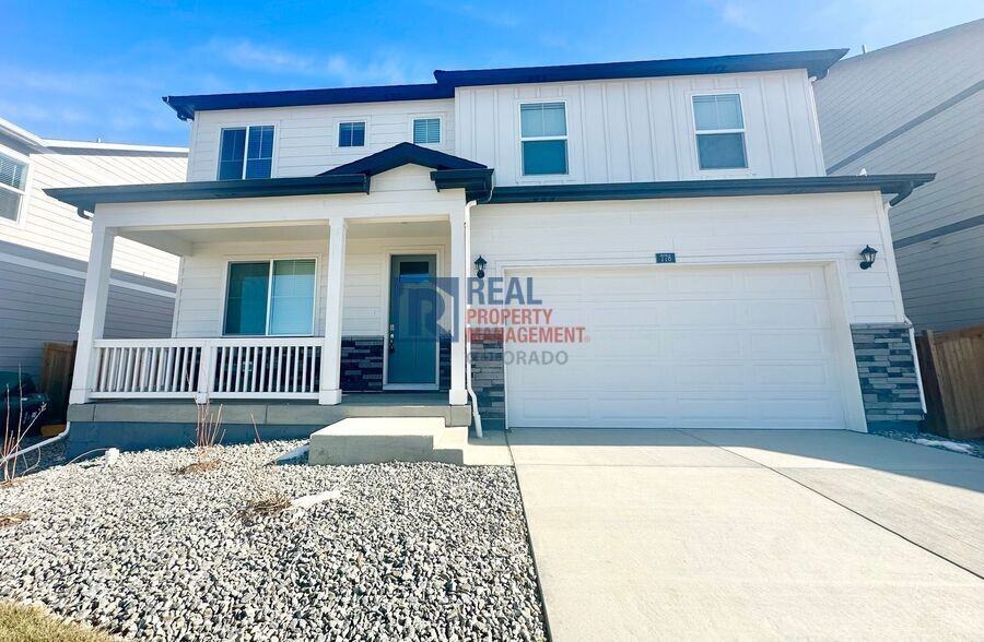 778 N Clubview St - Photo 2 of 24