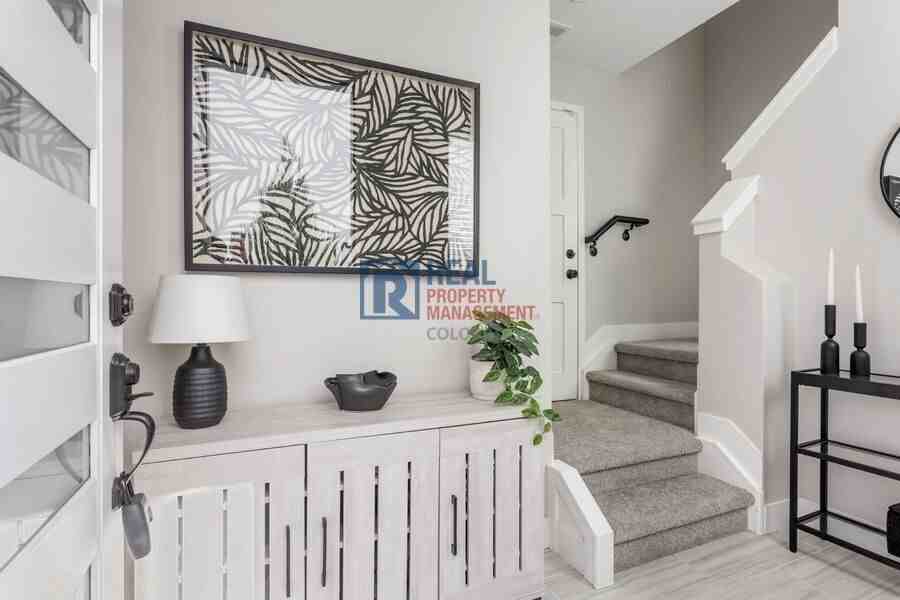 1262 Yates St #3 - Photo 3 of 28